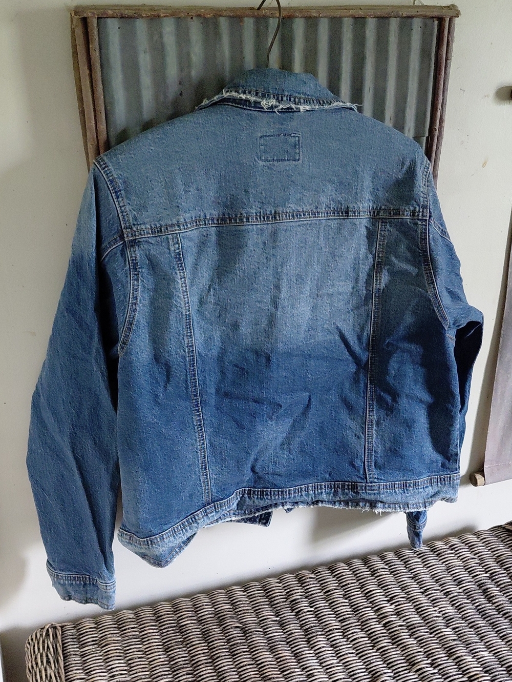 Universal Thread Jean Jacket - Picture 8 of 13